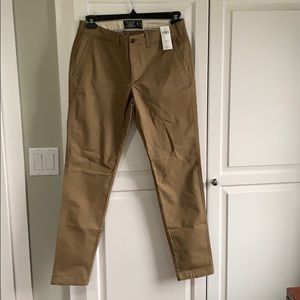 Men’s A&F Super Skinny Stretch Chino